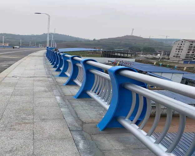防撞护栏